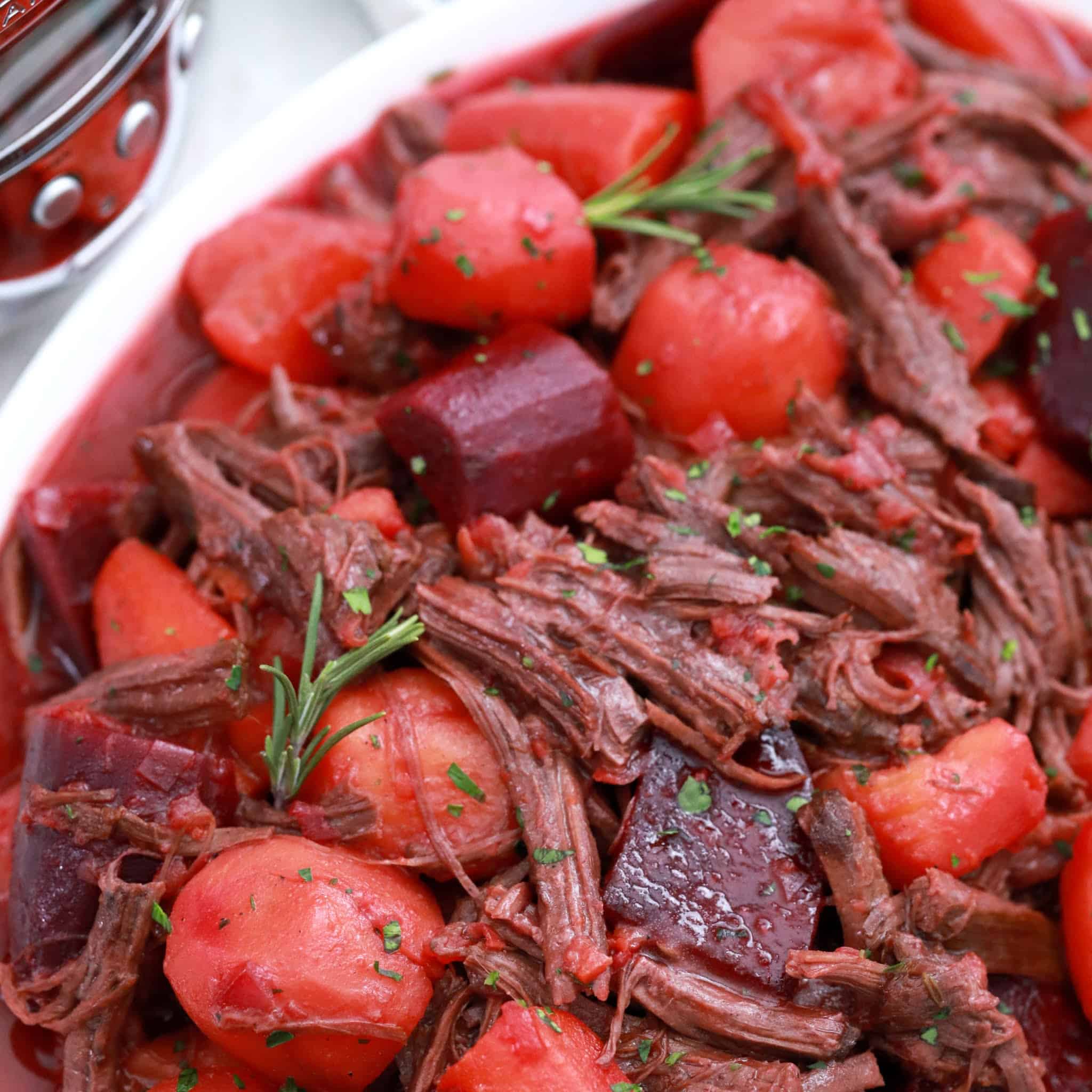 crock-pot-roast-beef-how-to-make-a-easy-slow-cooker-pot-roast