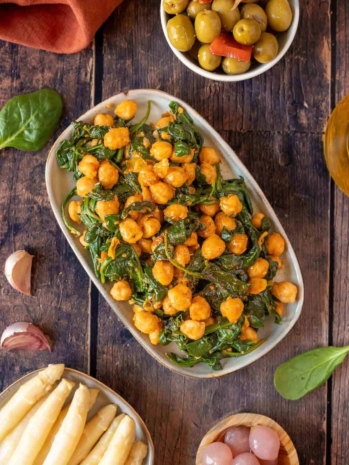 Sauteed Chickpeas with Spinach